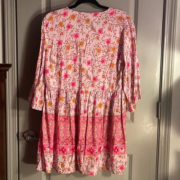 NWT.  Sacred Threads Blouse.  S/M.   CL/GR11.   222491 - Picture 3 of 3